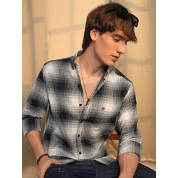 Campus Sutra Men Comfort Spread Collar Tartan Checked Polycotton Casua