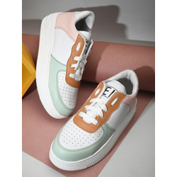 Women White & Green Colourblocked Lightweight Sneakers